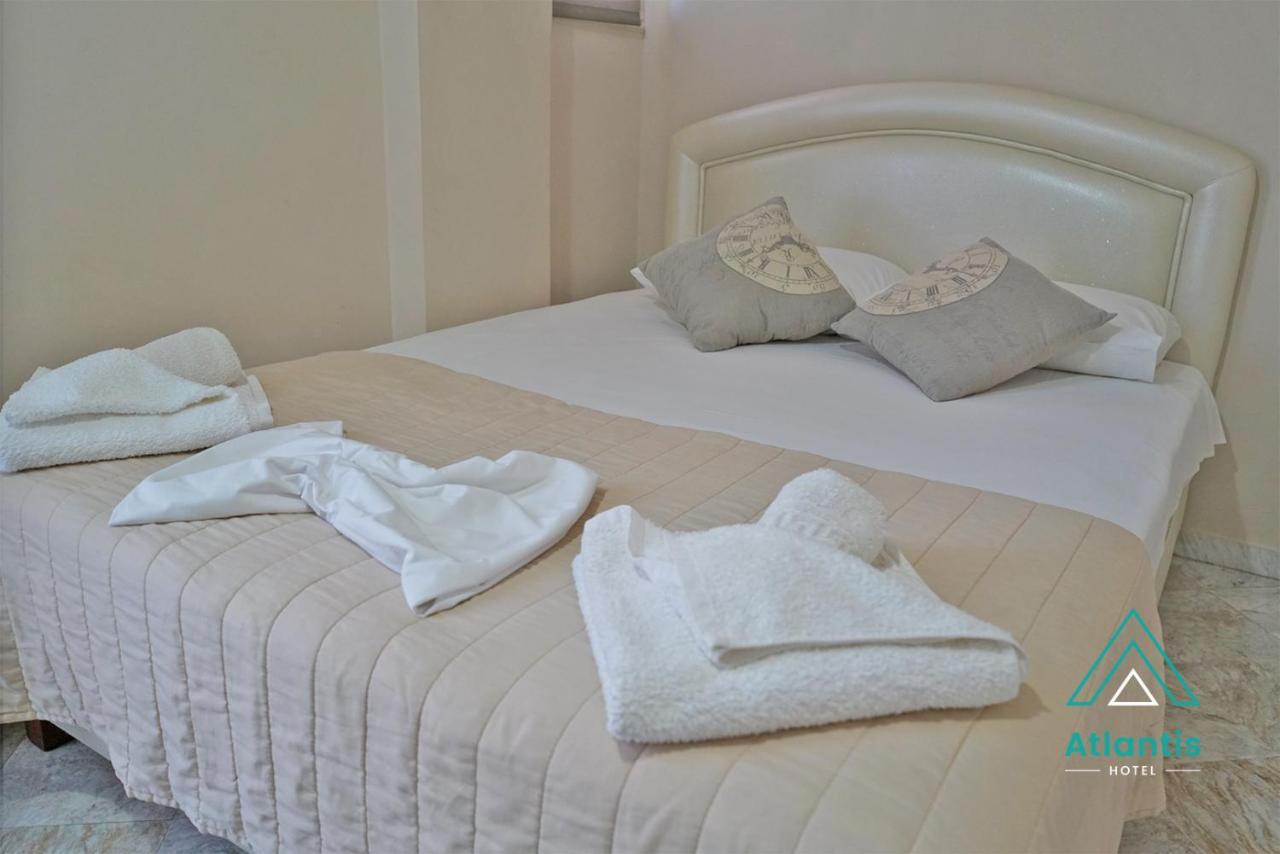 Hotel Atlantis Nea Kallikrateia Room photo